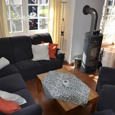 Captain's Comfortable