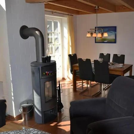 Holiday home Captain's Comfortable *